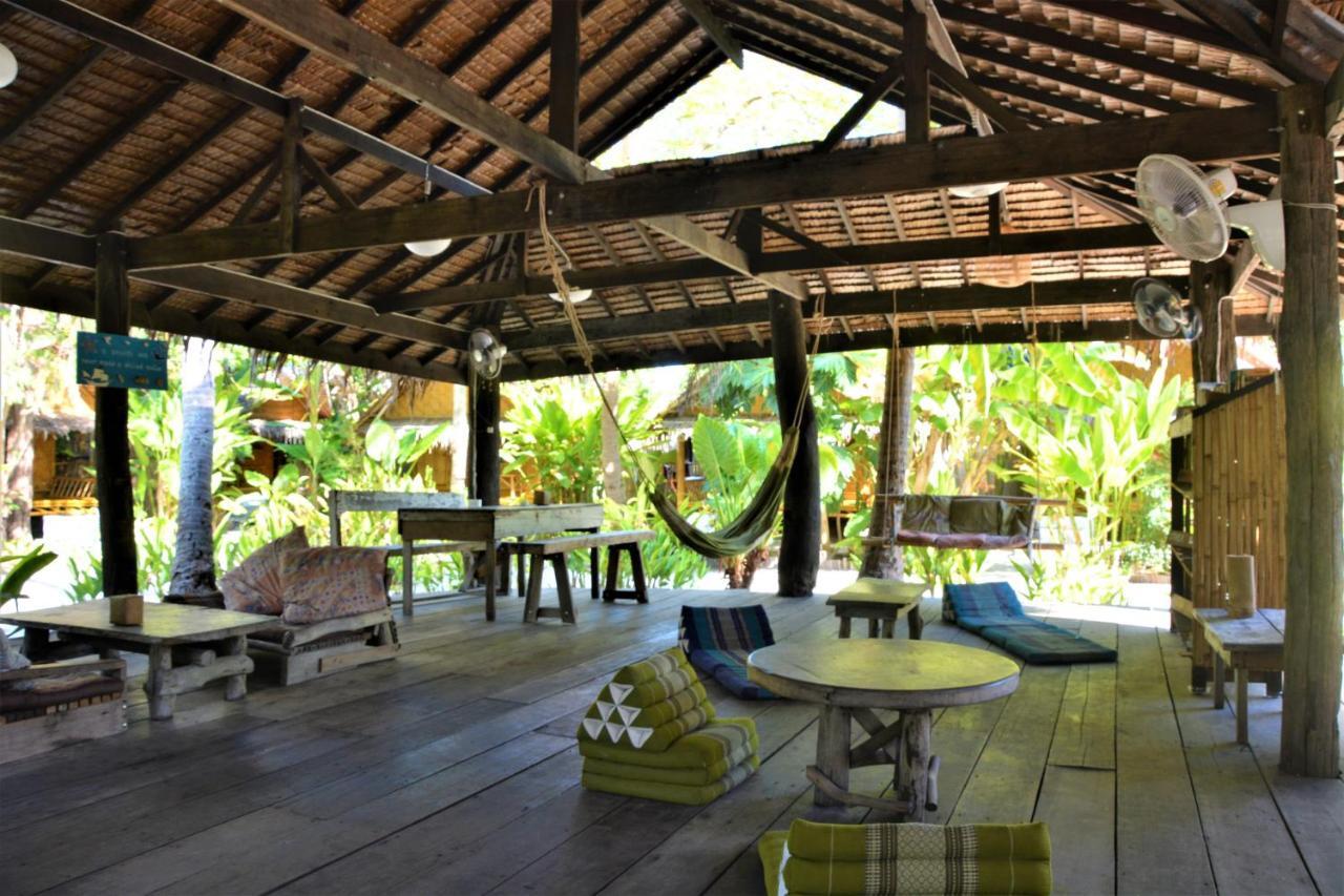 Forra Dive Resort Sunrise Koh Lipe Buitenkant foto